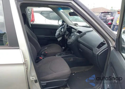 2011 Kia Soul из США, поврежденный, VIN KNDJT2A18B7715116